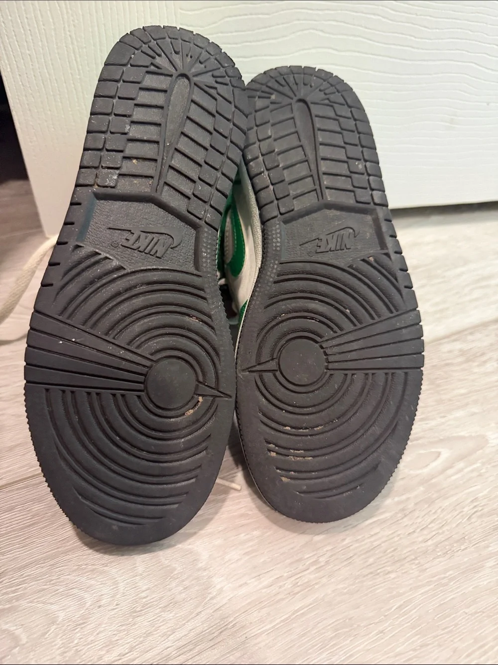 Nike Kids High-Top Sneakers in Green and White